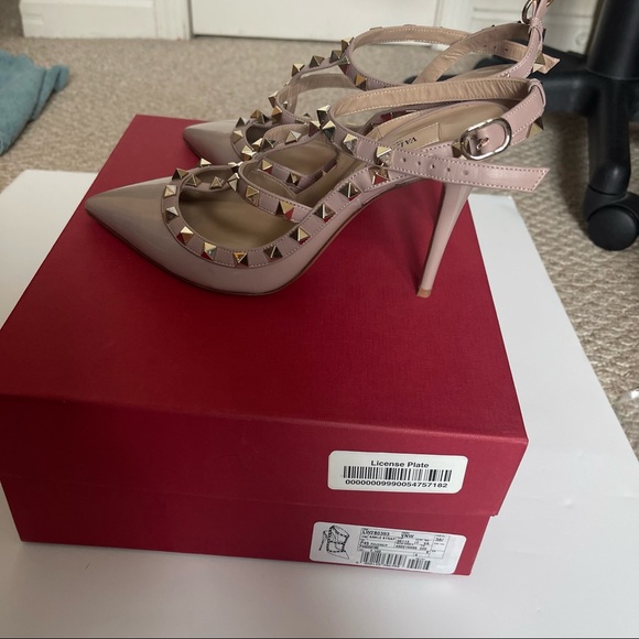 VALENTINO Rockstud Caged Patent Pump Size 38.5 - Picture 6 of 7